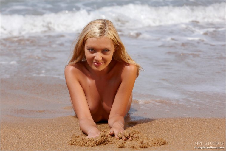470899_03big.jpg
