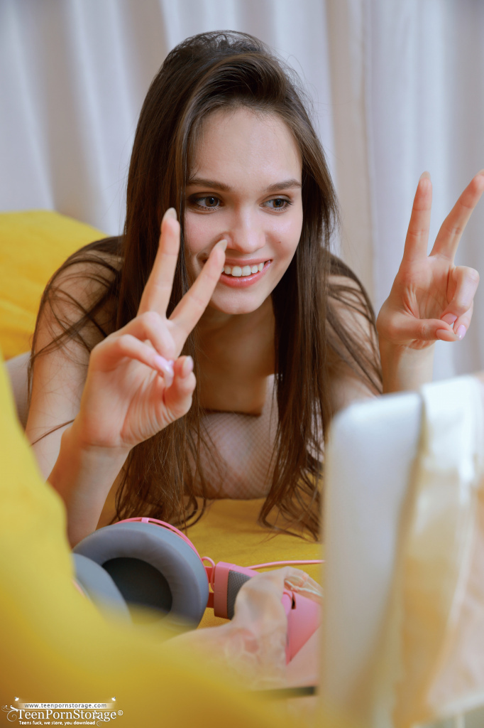 TeenPornStorage-0069.jpg