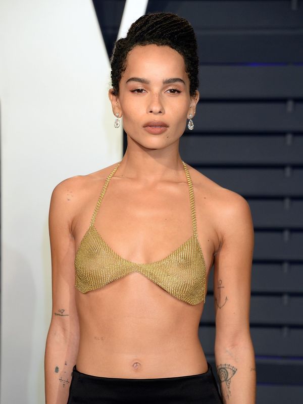 zoe-kravitz-in-see-through-top-at-2019-vanity-fair-oscar-party-11x2.jpg